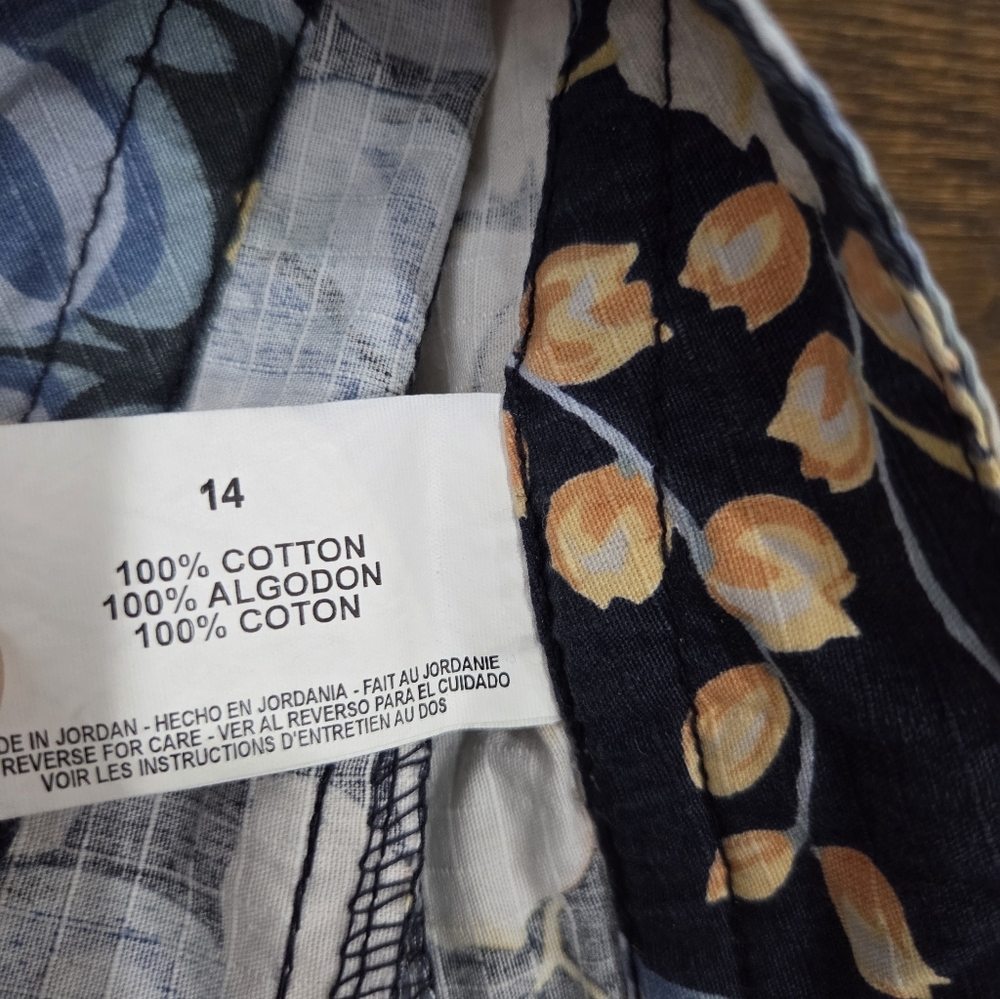 NWT Gloria Vanderbilt Floral Print Bermuda Shorts Sz.14 - Picture 5 of 10